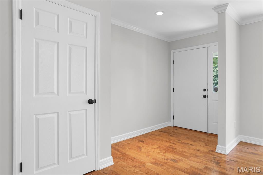 16528 Forest Pine Drive Property Photo 4