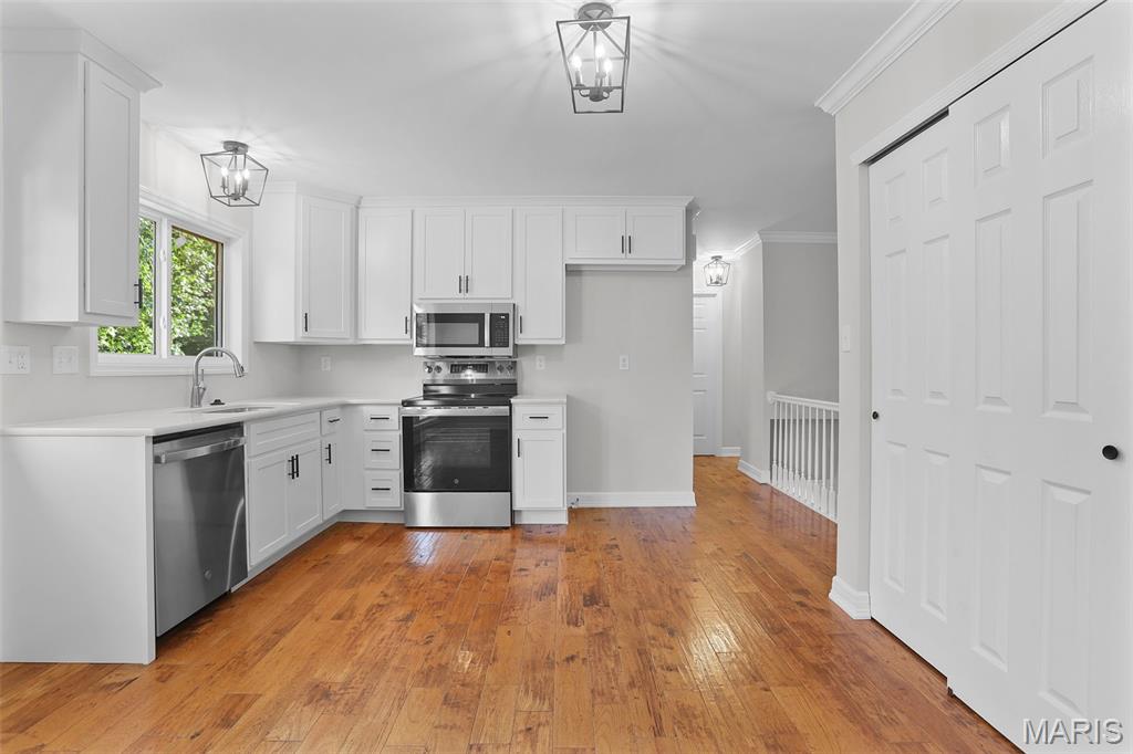 16528 Forest Pine Drive Property Photo 11