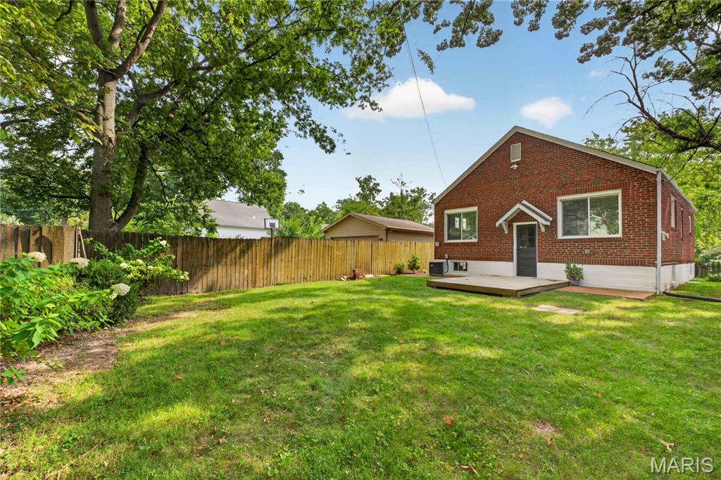 109 Handlan Court Property Photo 17