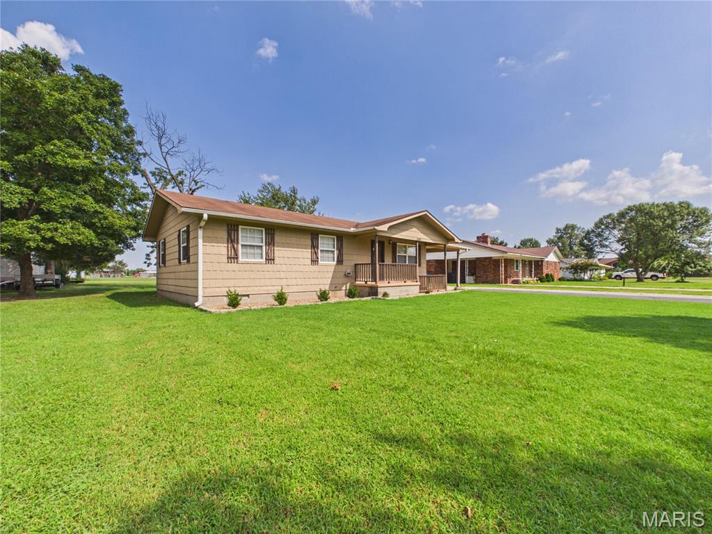 1608 Sidney Street Property Photo 1