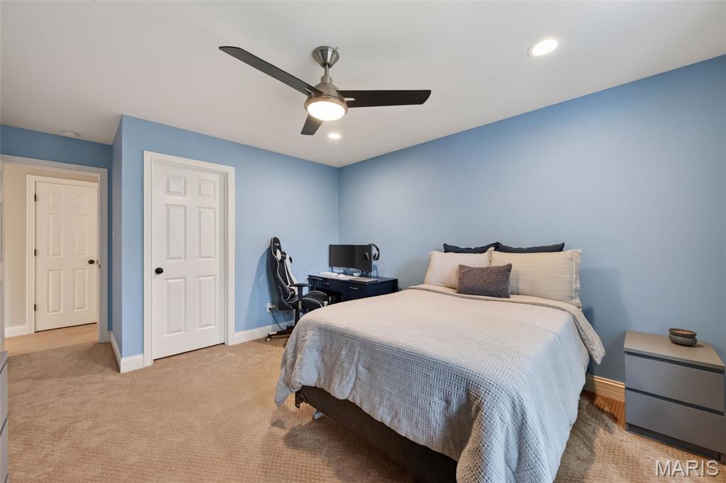 932 Bentley Park Circle Property Photo 35