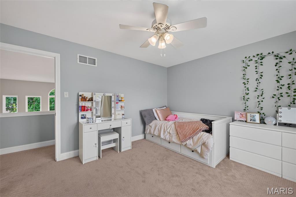 932 Bentley Park Circle Property Photo 41