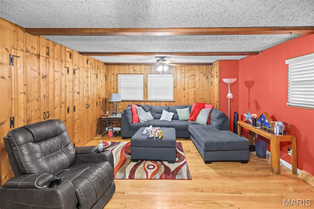 133 Country Club Property Photo 15