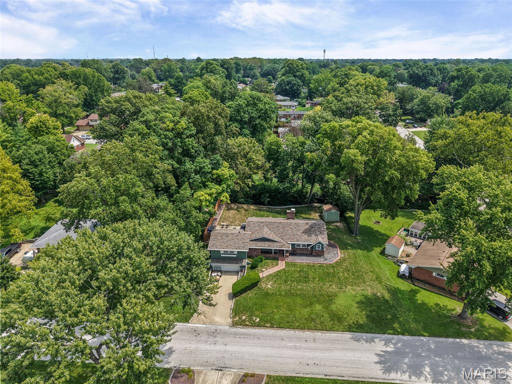 133 Country Club Property Photo 28