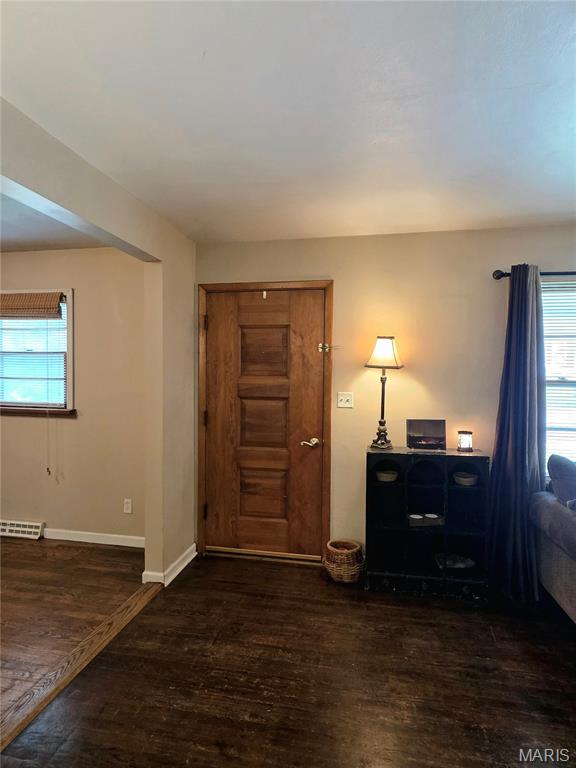19 E 11th Street Property Photo 2