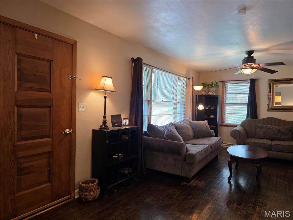 19 E 11th Street Property Photo 3