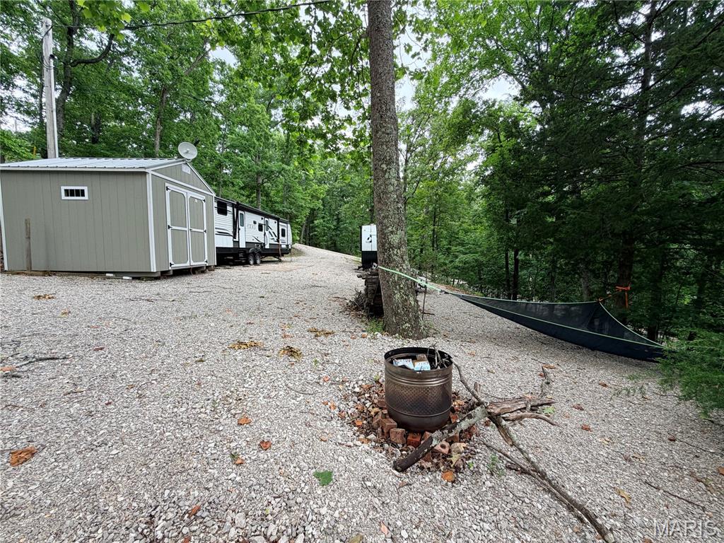 5150 Northview Drive Property Photo 4