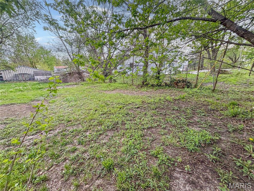 1213 N Elson Street Property Photo 4
