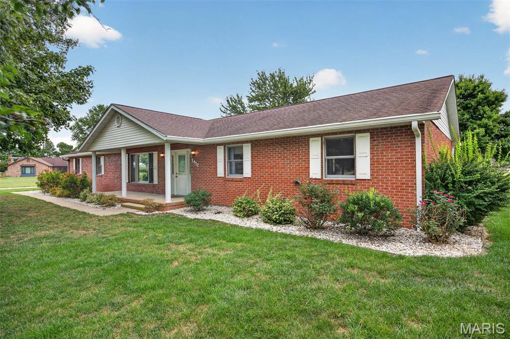 1412 Pinewood Lane Property Photo 3