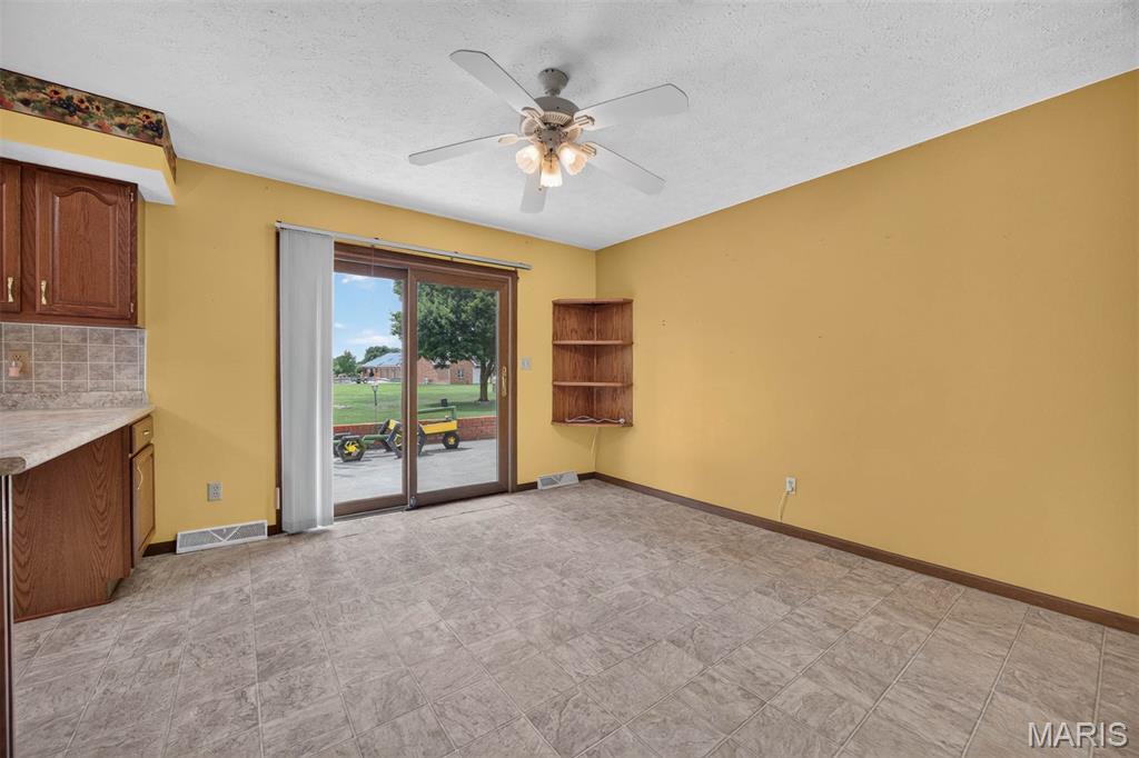 1412 Pinewood Lane Property Photo 10