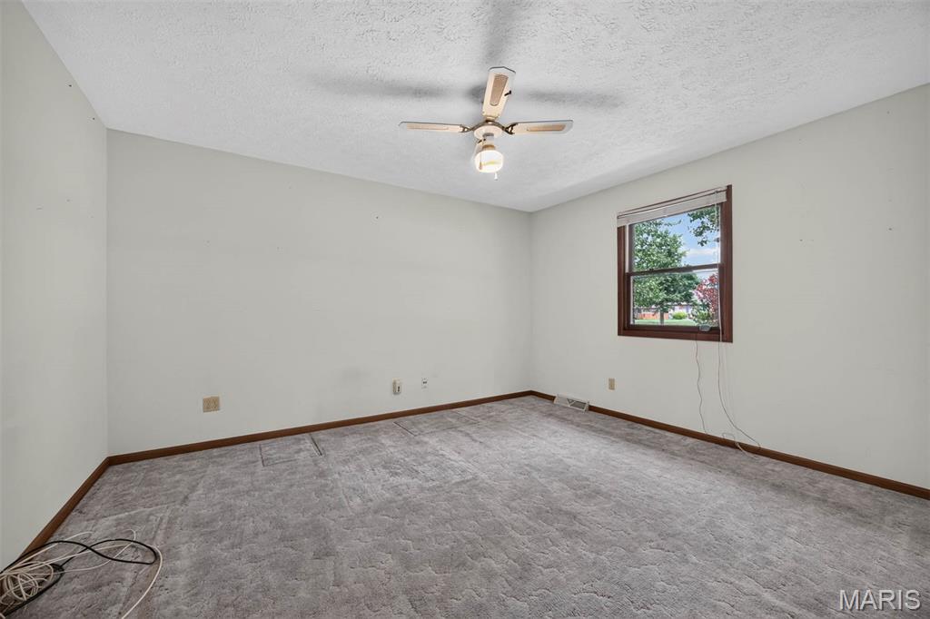 1412 Pinewood Lane Property Photo 20