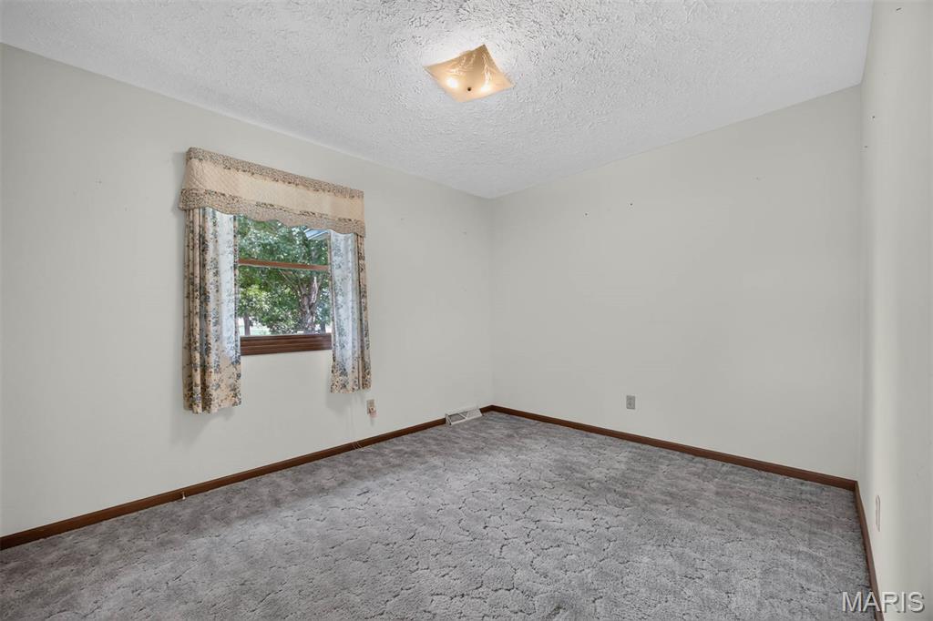 1412 Pinewood Lane Property Photo 23