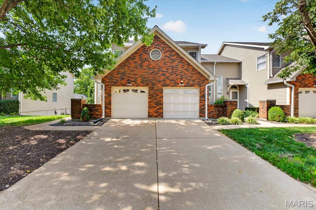 16252 Lea Oak Court Property Photo 1