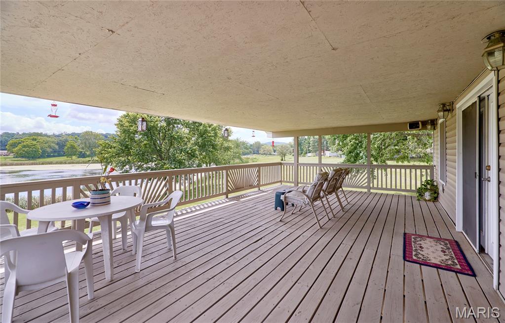 55 Lakeview Circle Property Photo 27