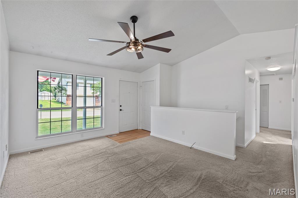 1726 Clark Lane Property Photo 4