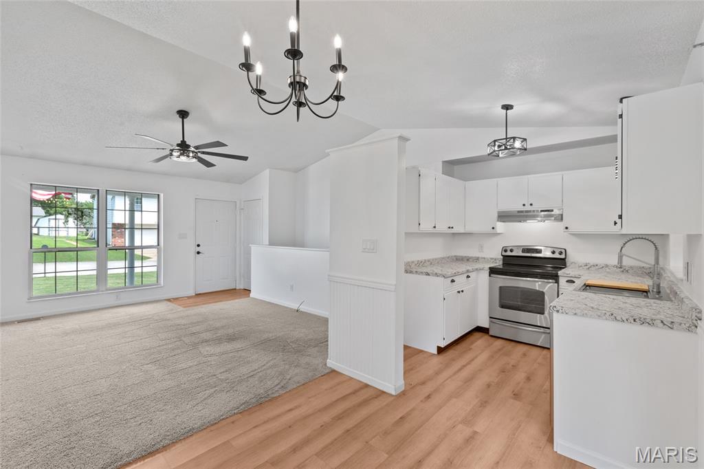 1726 Clark Lane Property Photo 8