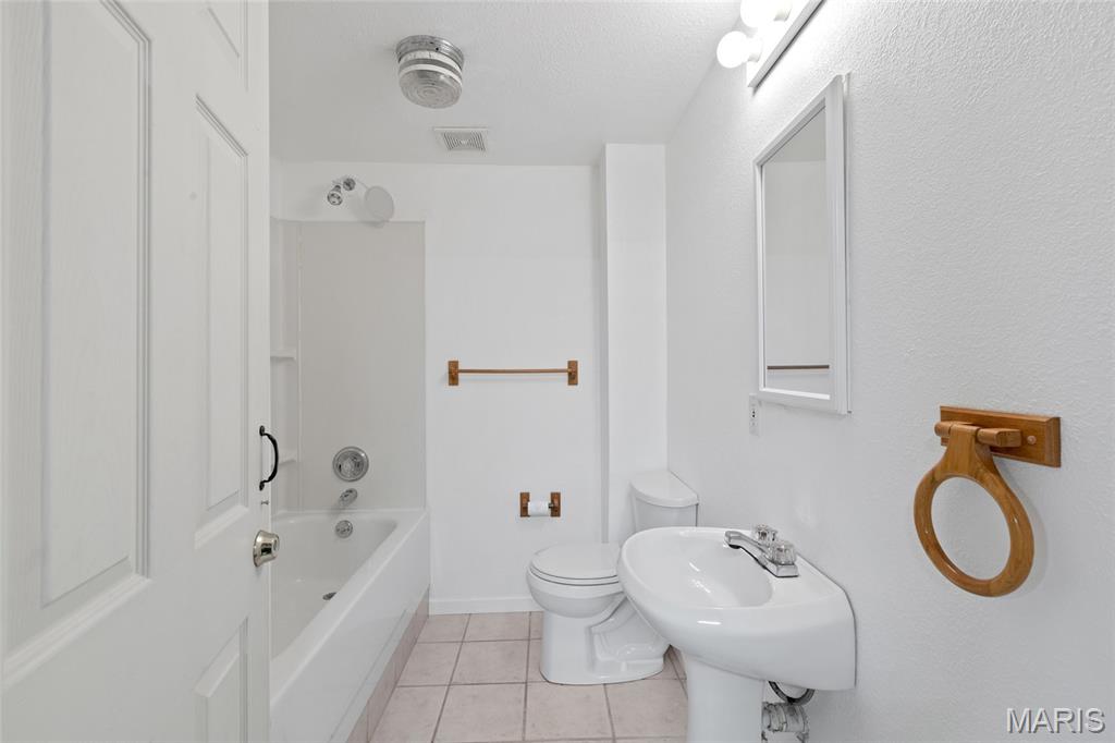 1726 Clark Lane Property Photo 26