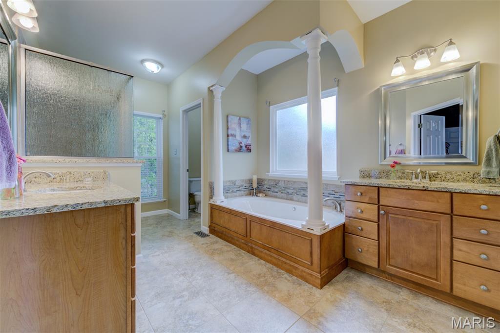 1305 Renaissance Place Property Photo 23