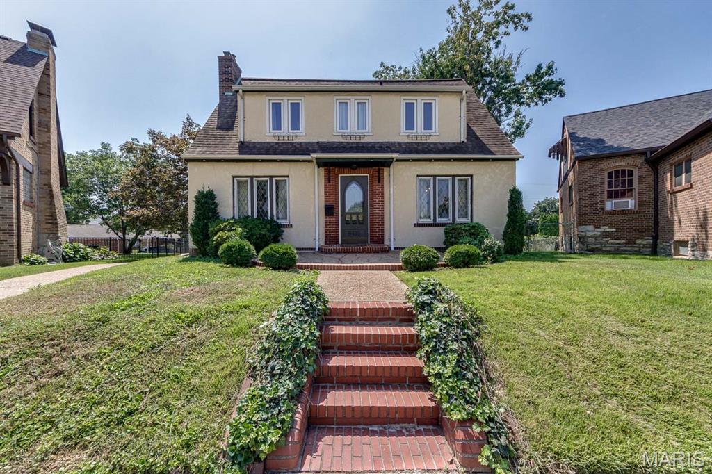 6435 Woodbine Court