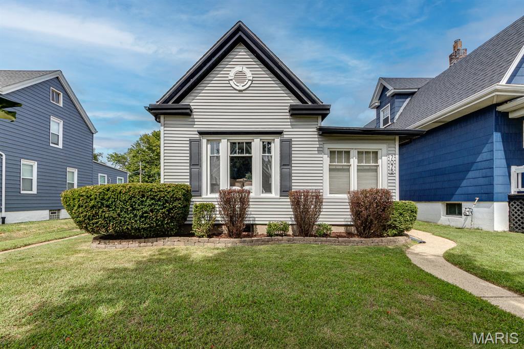 7075 Pernod Avenue Property Photo 1