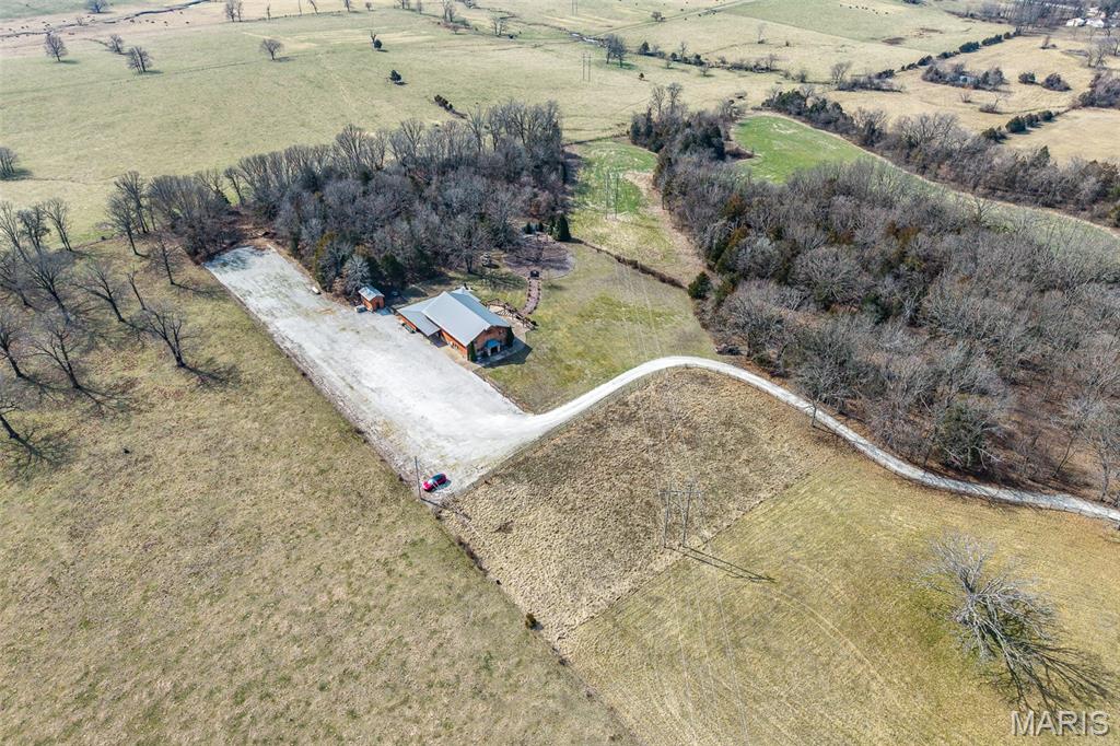 38 Rainbow Road Property Photo 5