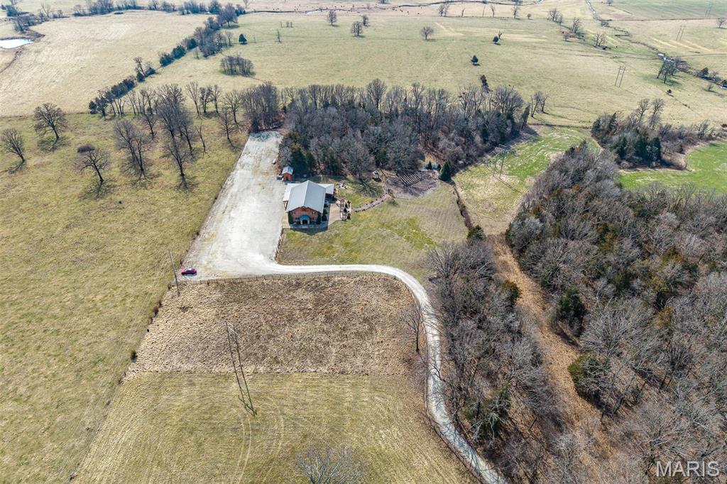 38 Rainbow Road Property Photo 6