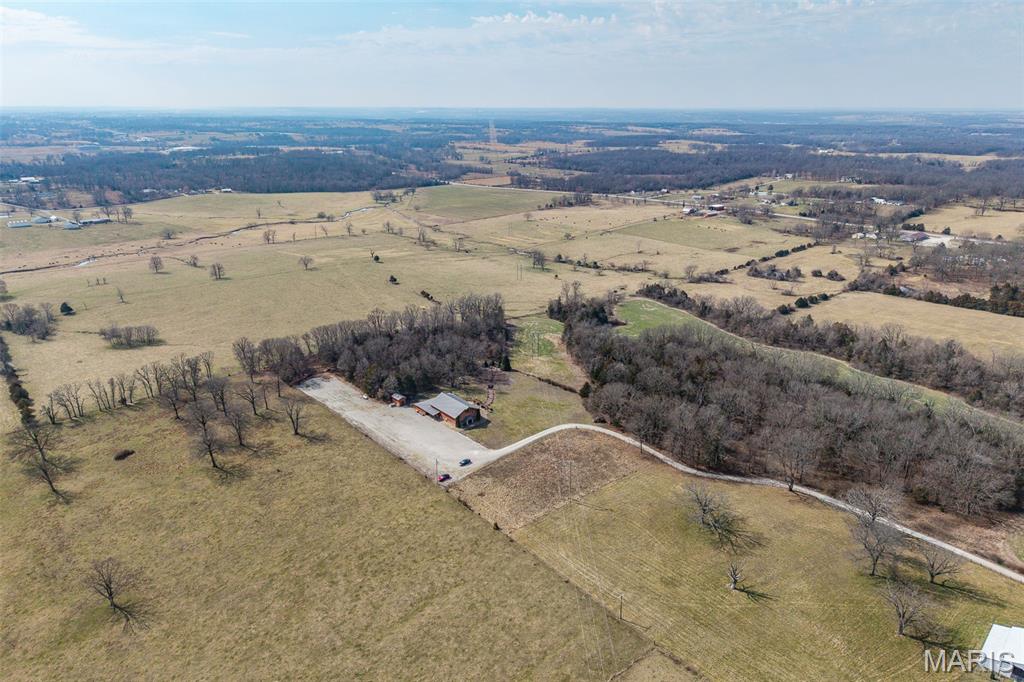 38 Rainbow Road Property Photo 7