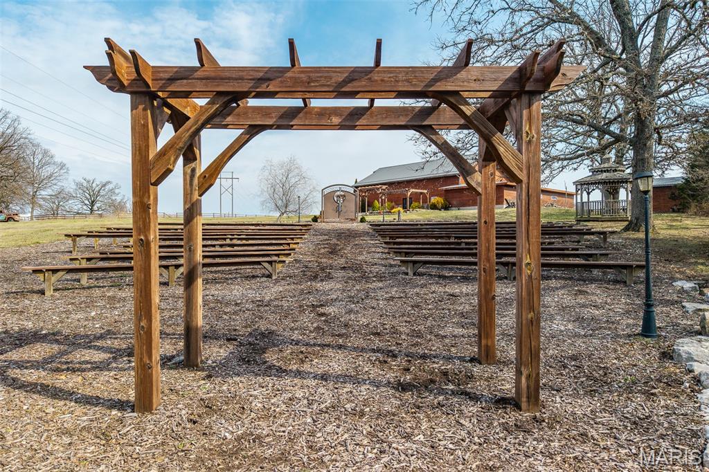 38 Rainbow Road Property Photo 13