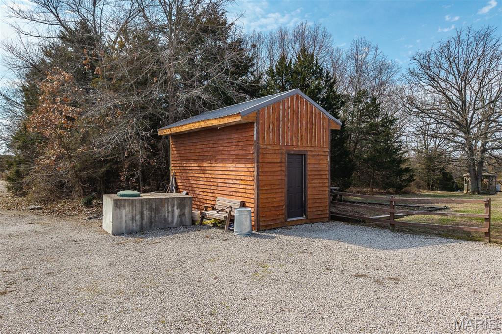 38 Rainbow Road Property Photo 15