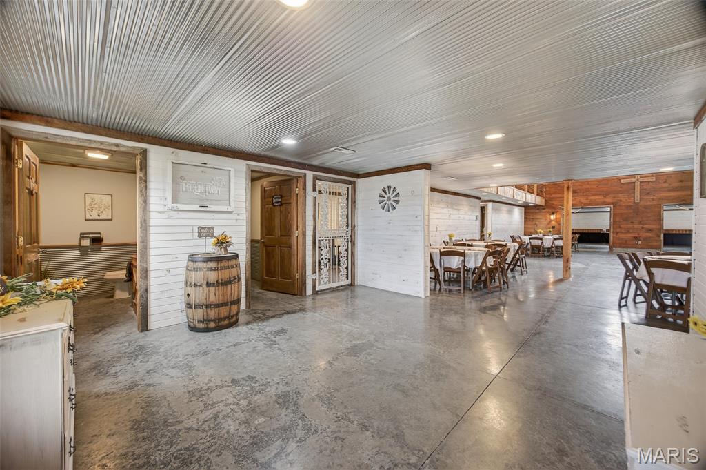 38 Rainbow Road Property Photo 18