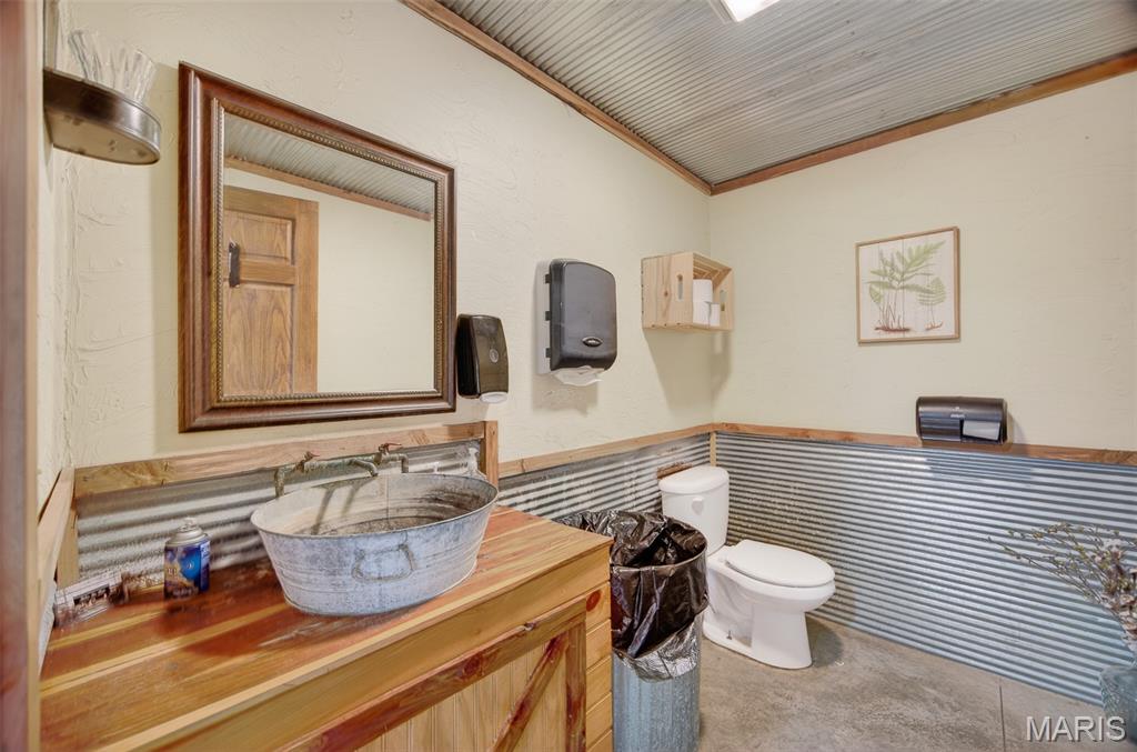 38 Rainbow Road Property Photo 24
