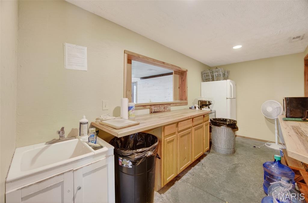 38 Rainbow Road Property Photo 26