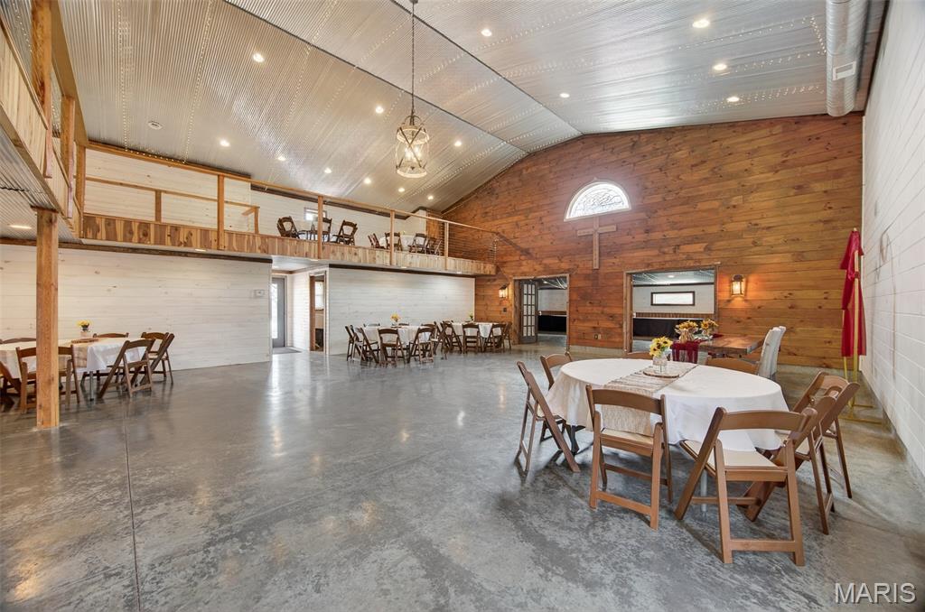 38 Rainbow Road Property Photo 32