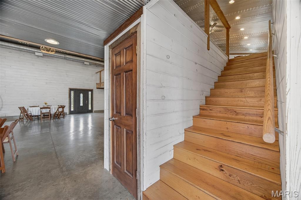 38 Rainbow Road Property Photo 48
