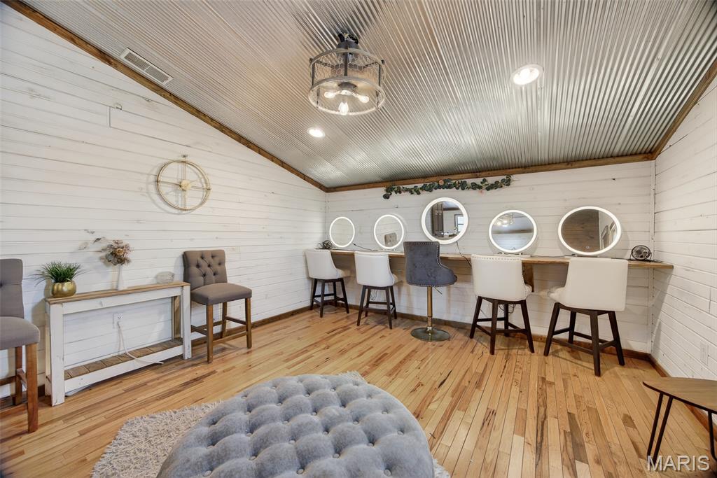 38 Rainbow Road Property Photo 64