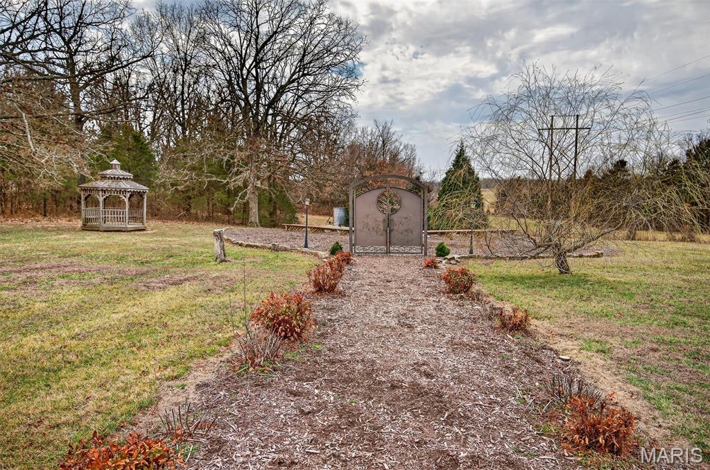 38 Rainbow Road Property Photo 76