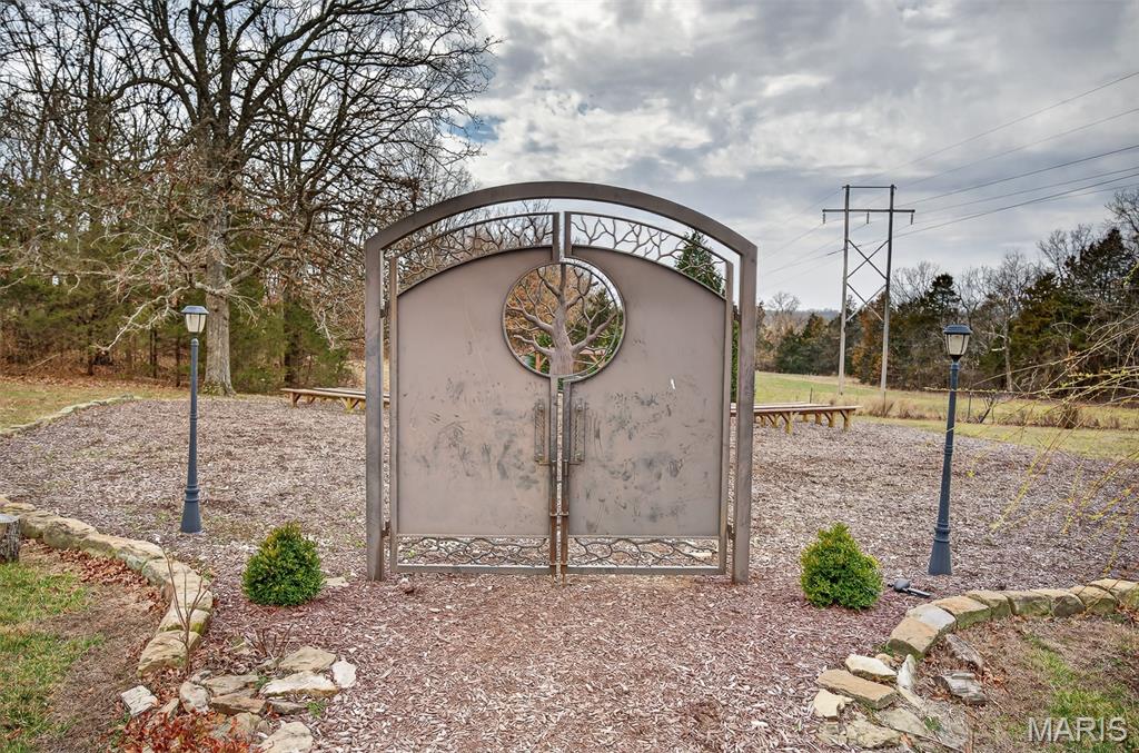 38 Rainbow Road Property Photo 77