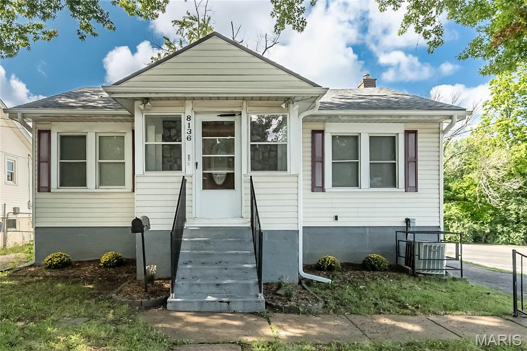 8136 Ellerton Avenue Property Photo 1