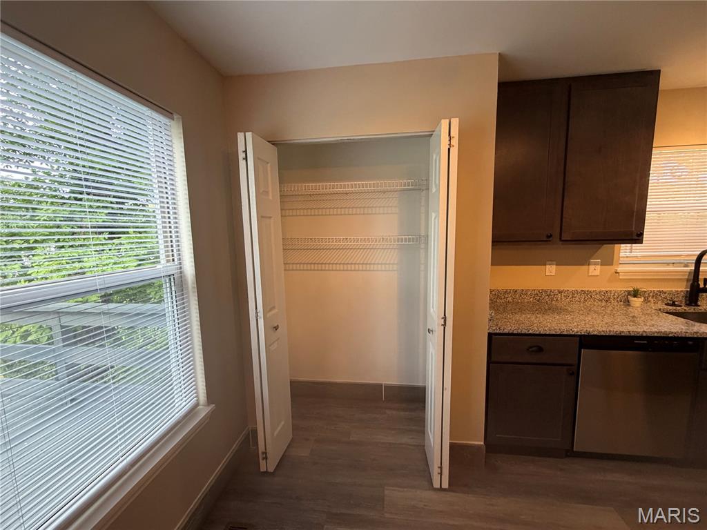 1002 Sara Jane Lane Property Photo 7