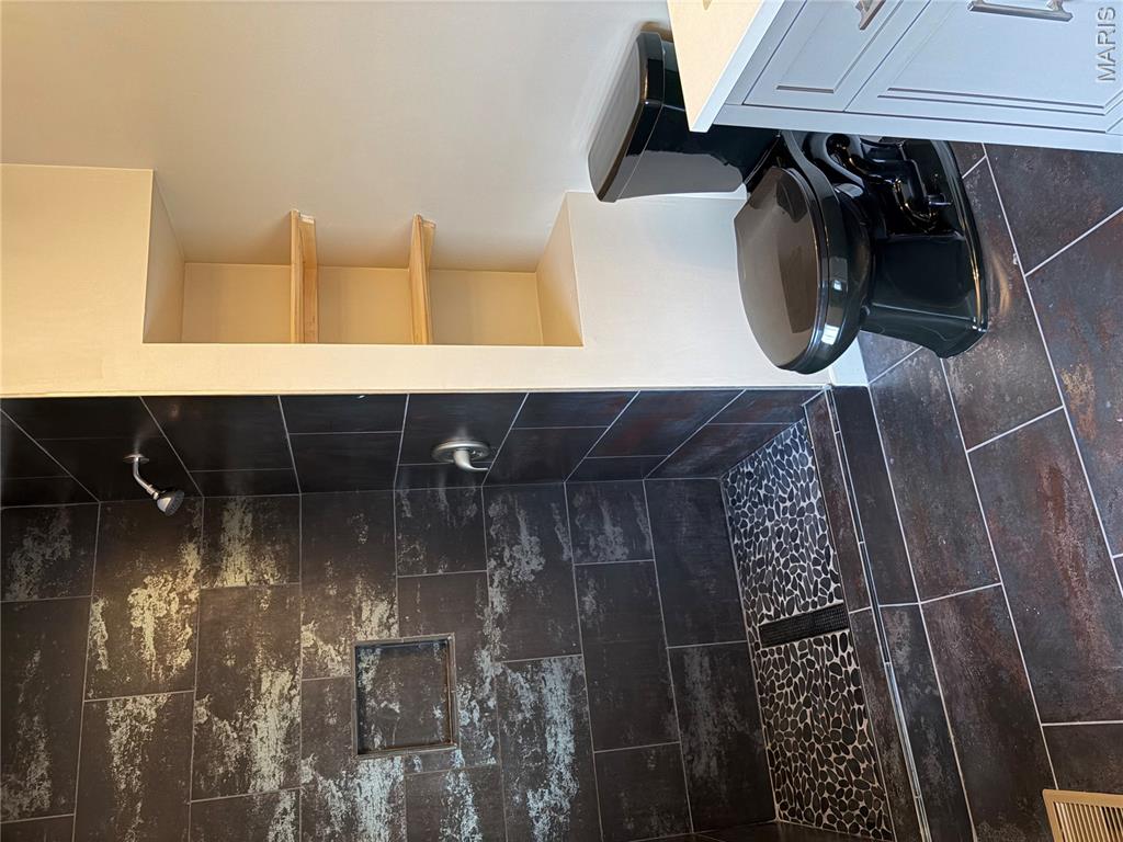 1002 Sara Jane Lane Property Photo 22