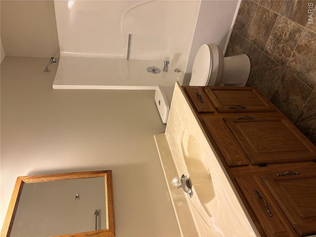 1002 Sara Jane Lane Property Photo 24