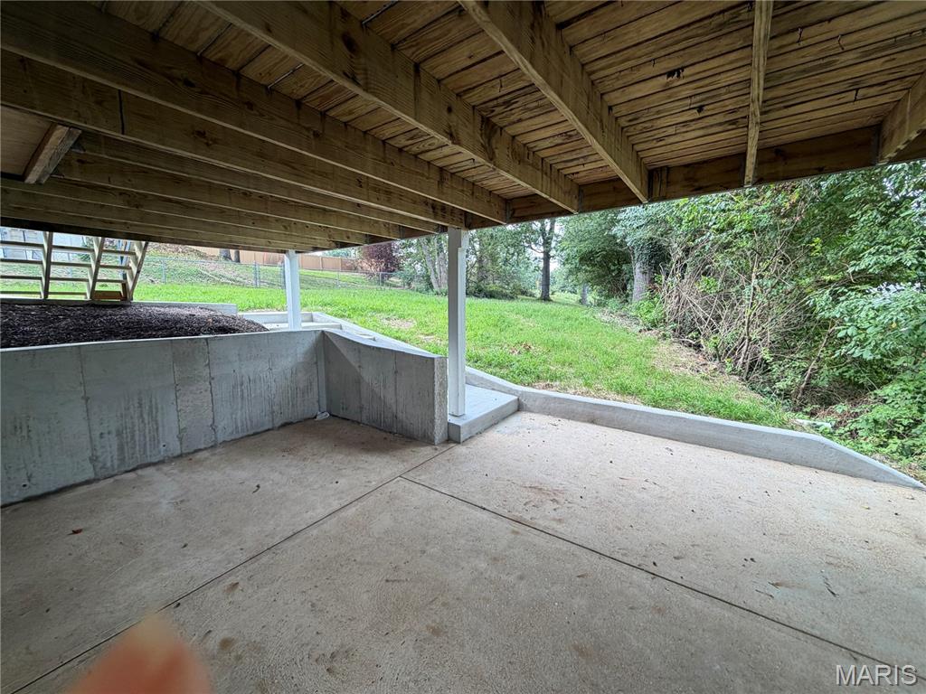 1002 Sara Jane Lane Property Photo 30
