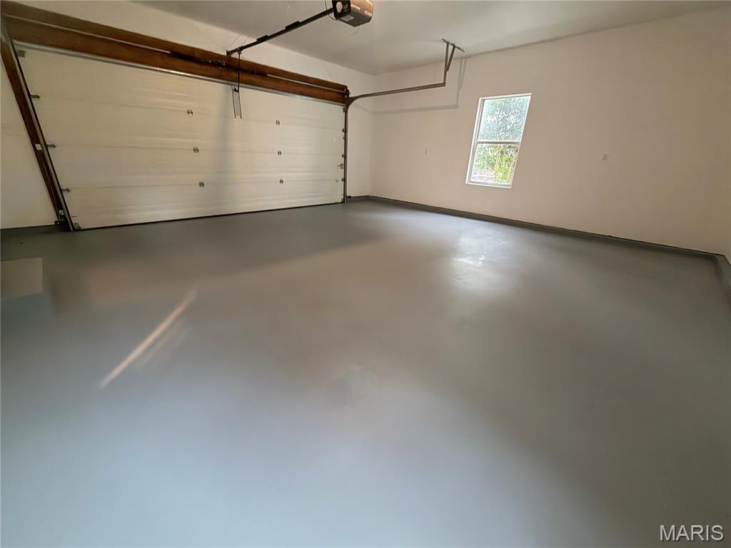 1002 Sara Jane Lane Property Photo 32