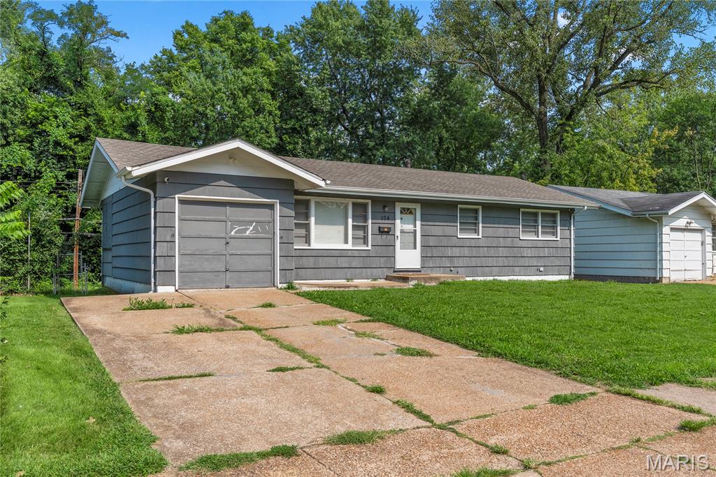 104 Fenwick Drive Property Photo