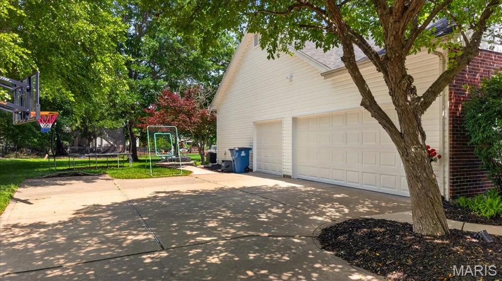 17821 Wilderness Cliff Court Property Photo 69