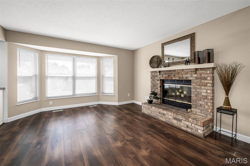 120 Bromley Court Property Photo 3