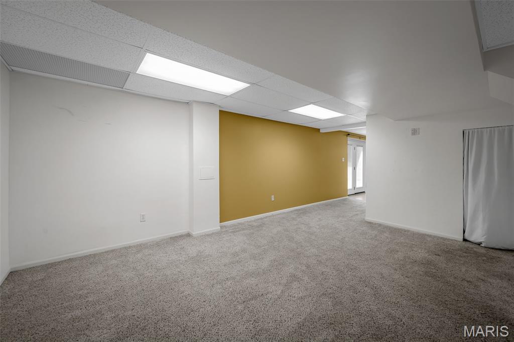 120 Bromley Court Property Photo 31