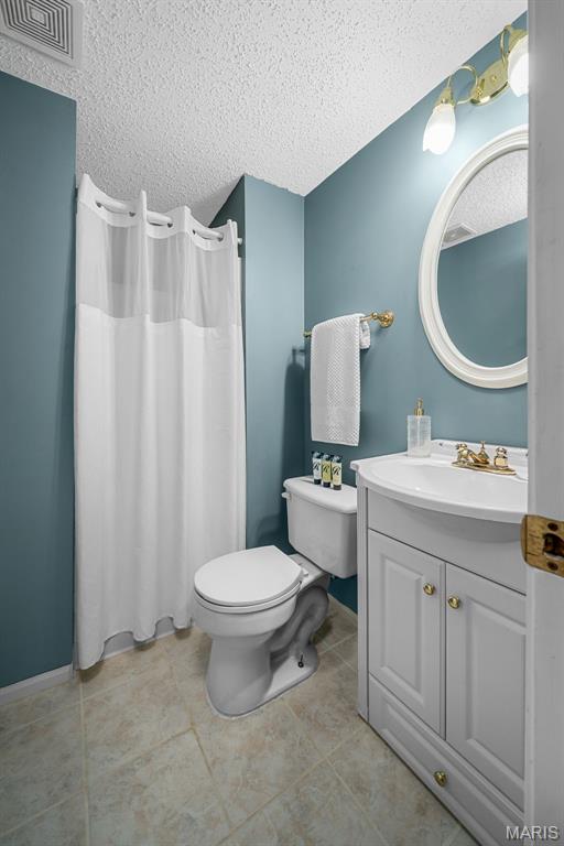 120 Bromley Court Property Photo 33