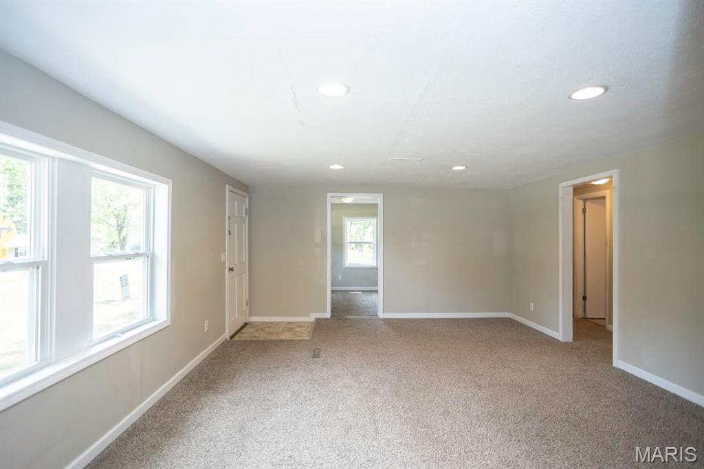 21065 Highway Y Property Photo 7