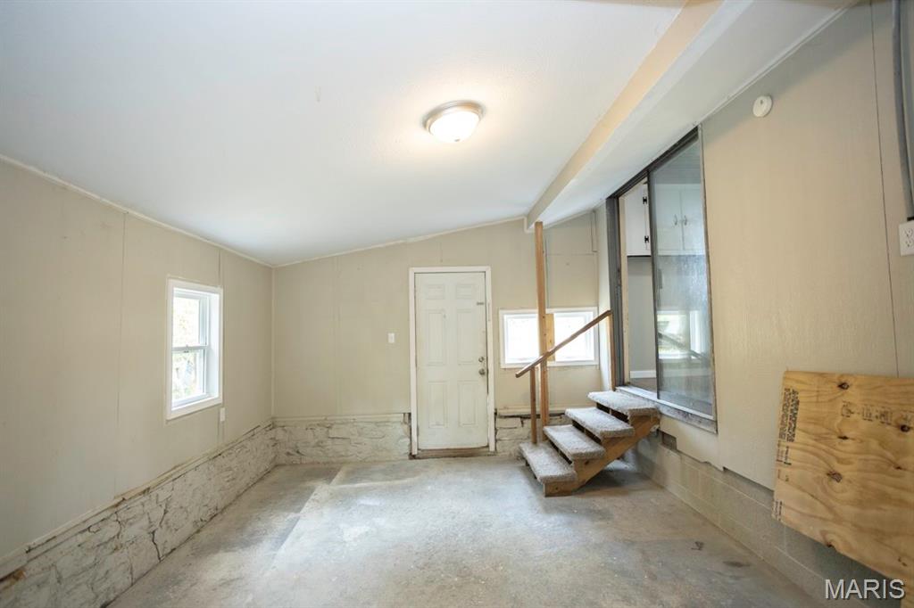 21065 Highway Y Property Photo 17